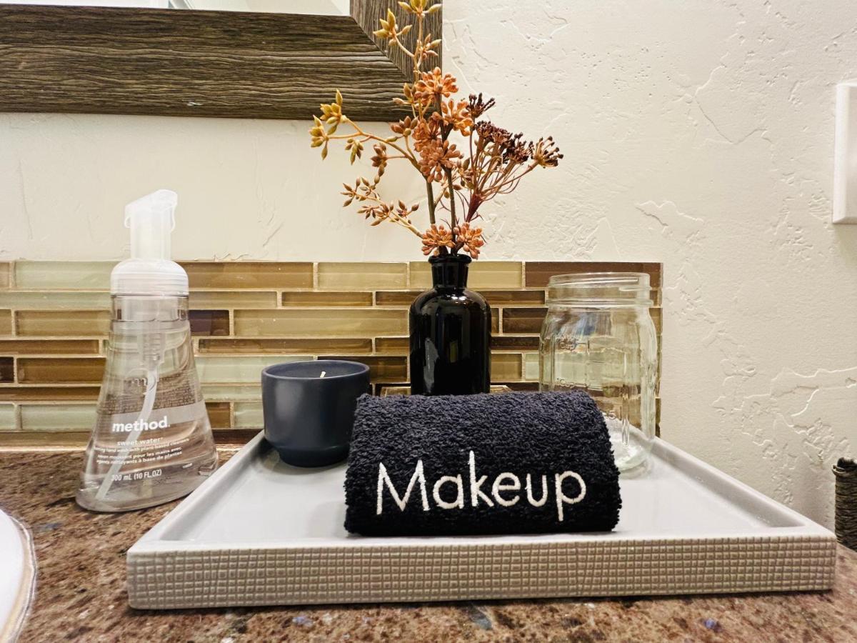 Home Sweet Idahome, Feels Like Home With All The Decor You Wish You Could Afford King Bed In Master, Fully Fenced Dog Friendly Yard, A Few Blocks From Bsu And Downtown Boise, Your Perfect Stay! Esterno foto